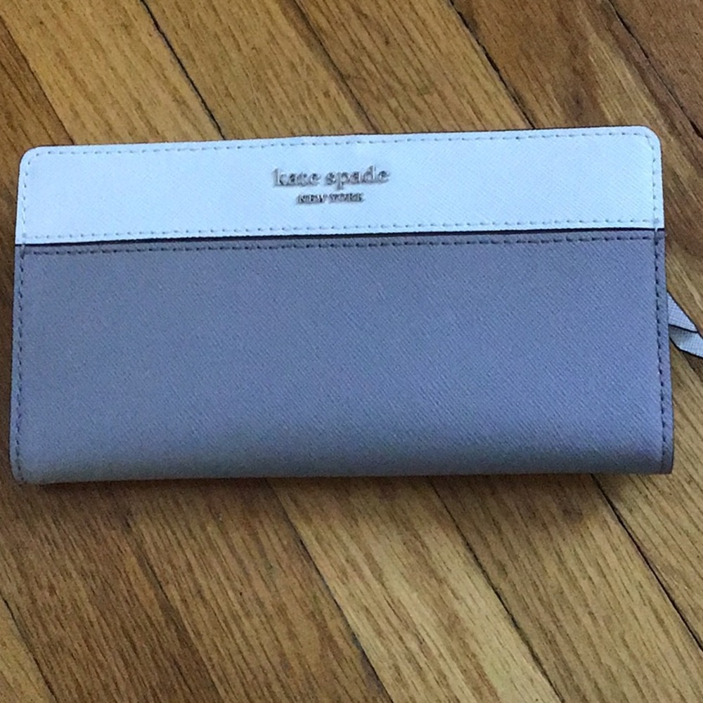 Kate Spade Large Slim Bifold Wallet
